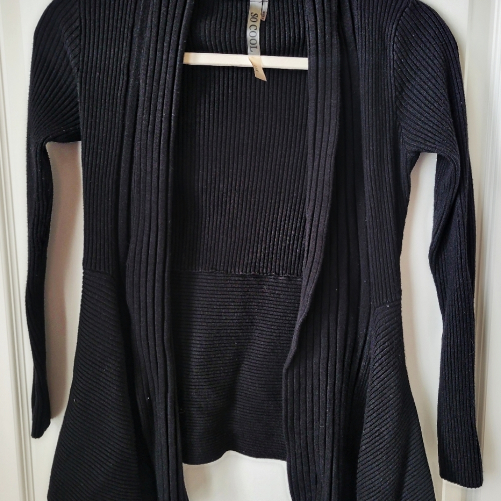 Black Outer layer Sweater. Brand: So Clean.
